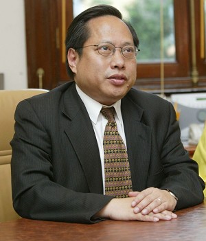 Faimosul avocat de drepturile omului si Membru al Consiliului Legislativ din Hong Kong, Ho Chun-yan. 