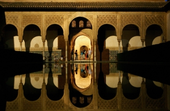Granada, Palatul din Alhambra, considerat de multi drept cea de-a saptea minune a lumii (JOSE LUIS ROCA / AFP / Getty Images)