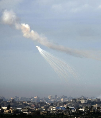 Consiliul de Securitate al ONU cere un acord imediat de încetare a focului în Fâşia Gaza.