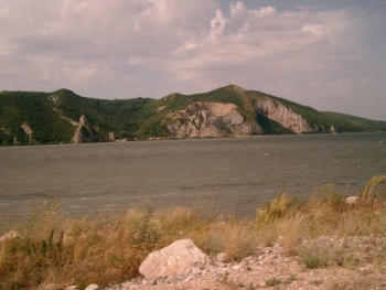 Fluviul Dunarea.