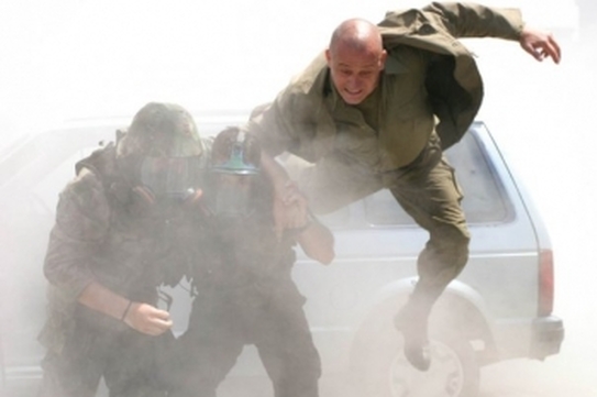 Bogdan Uritescu (d) in "Second in command" (2005) cu Jean Claude Van Damme (Prin amabilitatea dlui Bogdan Uritescu)