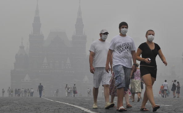 In Rusia continua lupta impotriva incendiilor forestiere si a turbei. La Moscova mortalitatea s-a majorat de 2 ori, iar in suburbii a crecut cu 25%. 