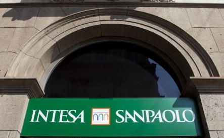 Intesa Sanpaolo Bank. (Dave Yoder / Bloomberg via Getty Images)