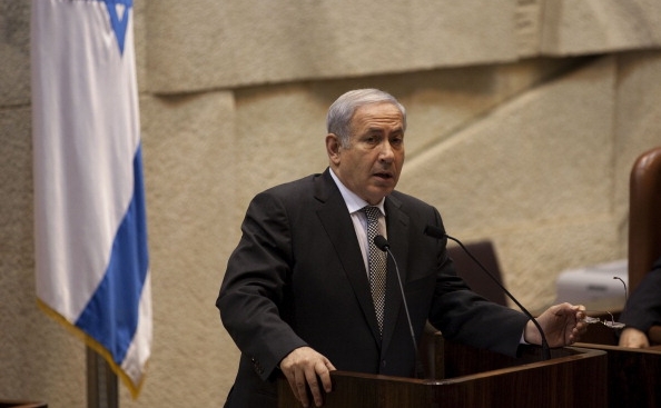 Benjamin Netanyahu in Knesset, 4 ianuarie 2010 in Ierusalim. (MENAHEM KAHANA / AFP / Getty Images)