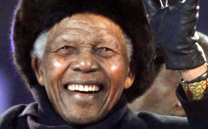 Fostul preşedinte sud-african Nelson Mandela - foto arhiva.