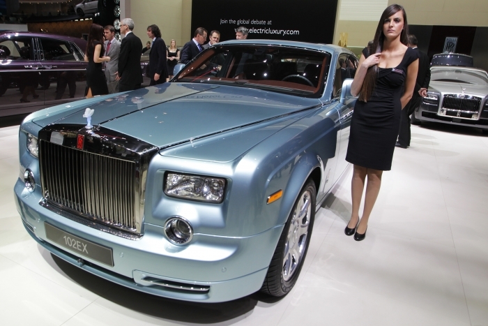 Rolls Royce Hybrid. Salonul Auto Geneva 2011