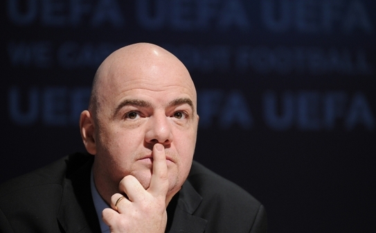 Gianni Infantino, secretarul general al Uniunii Europene de Fotbal (UEFA). (FABRICE COFFRINI / AFP / Getty Images)