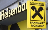 Sediu al Raiffeisen Bank. (Bogdan Florescu - Epoch Times Romania)