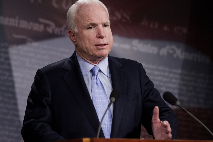Senatorul republican John McCain