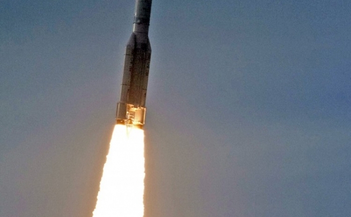 O racheta poarta satelitul Chunghwa ST-2 pe orbită, la 20 mai în Guyana Franceză. Chunghwa şi New Tang Dynasty Asia-Pacific par sa fi ajuns la o înţelegere ca ST-2 sa transmita programele NTD în China