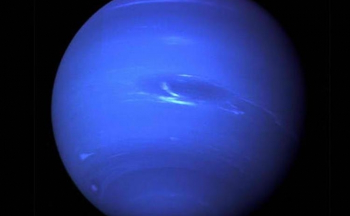 Astronomii au descoperit un nou satelit pe orbita planetei Neptun. (NASA)