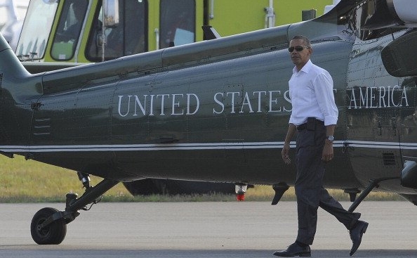 Barack Obama a ajuns în staţiunea Martha's Vineyard. (Rick Friedman-Pool/Getty Images)
