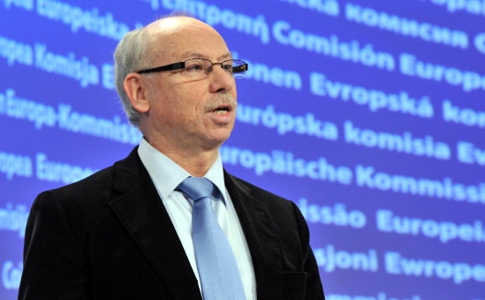 Comisarul european pentru programare financiară şi buget, Janusz Lewandowski (GEORGES GOBET/AFP/Getty Images)