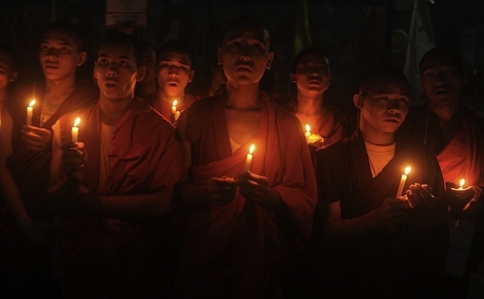 Tibetani in exl in India, organizeaza proteste pe teritoriul tarii adoptive demonstrand impotriva actiunilor regimului chinez in Tibet - mai ales in urma unui val de auto-incendieri ale unor calugari tibetani care au marcat cea de-a 50-a aniversare a unui atac al Beijing-ului asuppra Chinei de pe 20 octombrie 1962 (Diptendu Dutta / AFP / Getty Images)