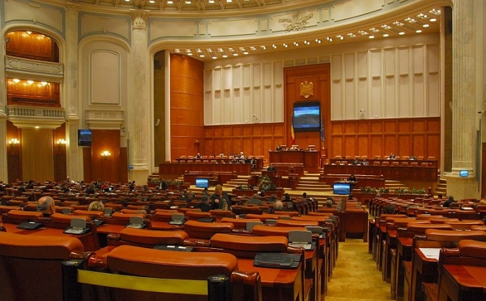 Sesiune de lucru în Camera Deputaţilor. (Andrei Popescu/Epoch Times România)