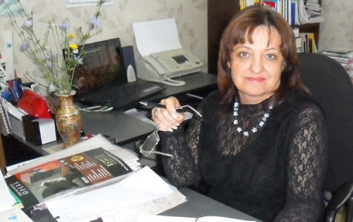 Nadejda Pădure, Directorul Bibliotecii Publice raionale ”Mihail Sadoveanu” din oraşul Străşeni;