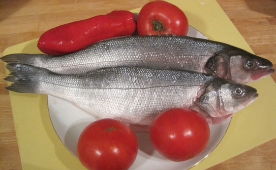 Ingrediente pregatite pentru pus pe gratar (Maria Baciu)