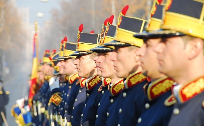 Moment al paradei organizate cu ocazia Zilei Naţionale a României, Bucureşti, 1 decembrie 2011.