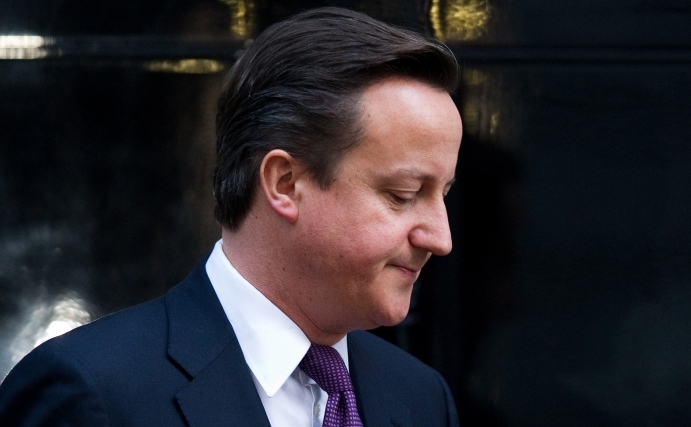 Premierul britanic David Cameron la reşedinţa sa oficială din 10 Downing Street în Londra