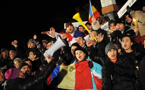 Protestele împotriva actualei puteri de la Bucureşti va continua şi în urmatoarele zile.
