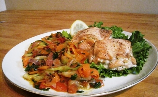 Somon la cuptor cu legume (Maria Baciu / Epoch Times)