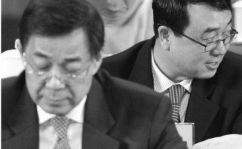 Bo Xilai (stanga) şi Wang Lijun (dreapta)