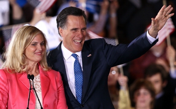 Candidatul la învestitura republicană, Mitt Romney.