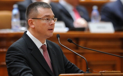 Premierul român, Mihai-Răzvan Ungureanu. (DANIEL MIHAILESCU/AFP/Getty Images)