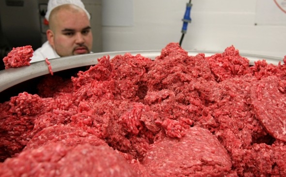 Procesul de fabricaţie al hamburgerilor, California, SUA (Justin Sullivan / Getty Images)