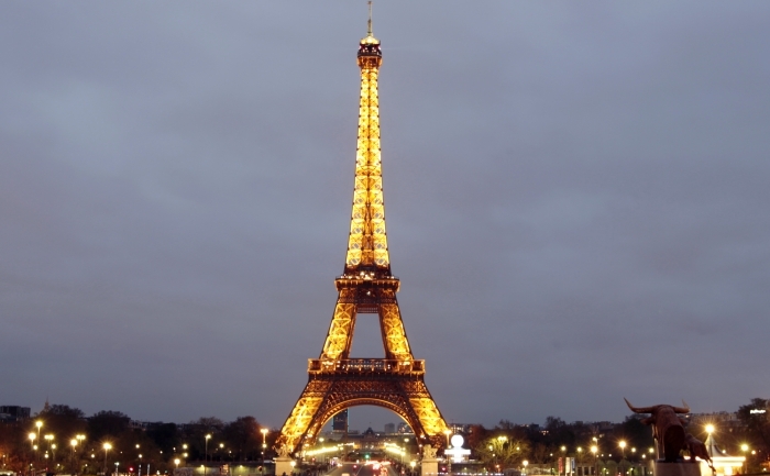 Turnul Eiffel din Paris.
