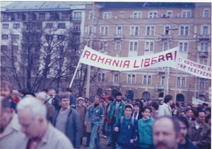 BUDAPESTA - 15.03.1989 la una din multele demonstraţii, împreună cu Opoziţia maghiară pentru democraţie şi respectarea Drepturilor Omului în Ungaria şi România.