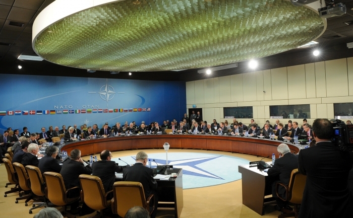 Reuniunea miniştrilor de externe şi ai apărării din ţările membre NATO, Bruxelles, 18 aprilie 2012. (JOHN THYS / AFP / Getty Images)