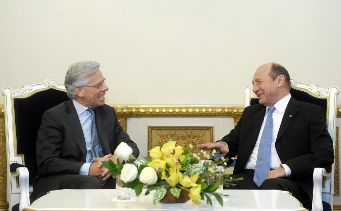 Preşedintele Traian Băsescu şi Knut Vollebaek, Înalt Comisar pentru minorităţi al OSCE (presidency.ro)