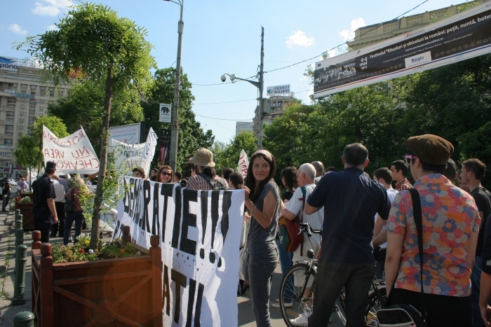 Pe 6 MAI BINE Descoperim democraţia-picnic creativ şi marş pe Şoseaua Kiseleff spre Piaţa Romană, pentru o societate integrată şi solidară