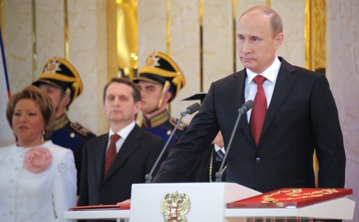 Preşedintele ales al Rusiei, Vladimir Putin depune jurământul de învestire în funcţie, la Kremlin, 7 mai 2012. (ALEXEY DRUZHININ / AFP / GettyImages)