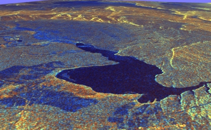 Imagine tridimensională a Long Valley, Calif, creată din datele strânse de nava spaţială Endeavour. (NASA / JPL)
