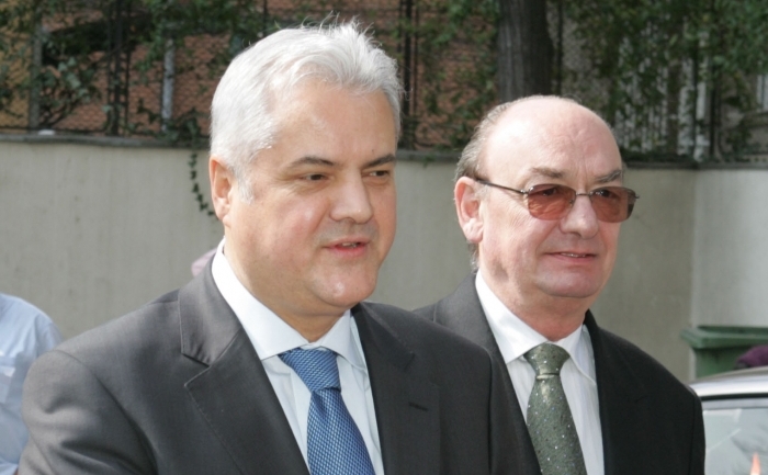 Adrian Năstase împreună cu avocatul său la ICCJ (Epoch Times România)