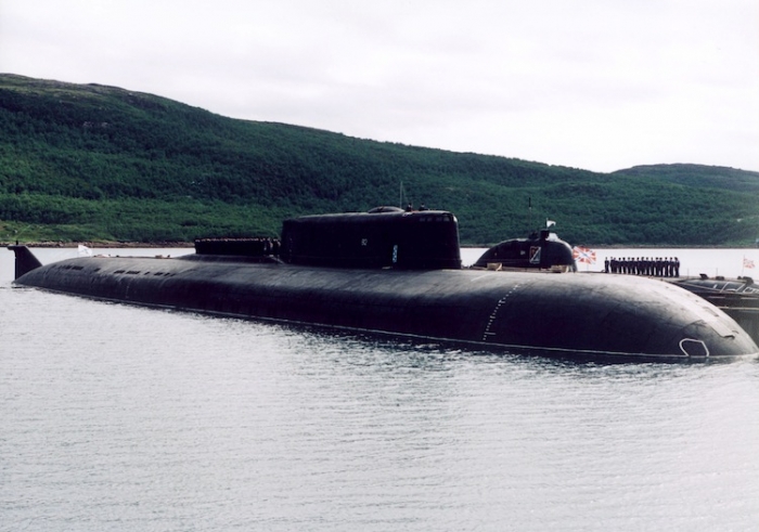 Voronej, unul dintre cele mai mari submarine ruseşti, andocat pe 26 iulie 2003 lângă Vedyaevo, Tehnologia nucleară vândută Chinei era aplicabilă submarinelor
