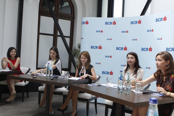 Conferinţă de presă BCR cu tema "Sunt femeile cheltuitoare?" (Epoch Times România)