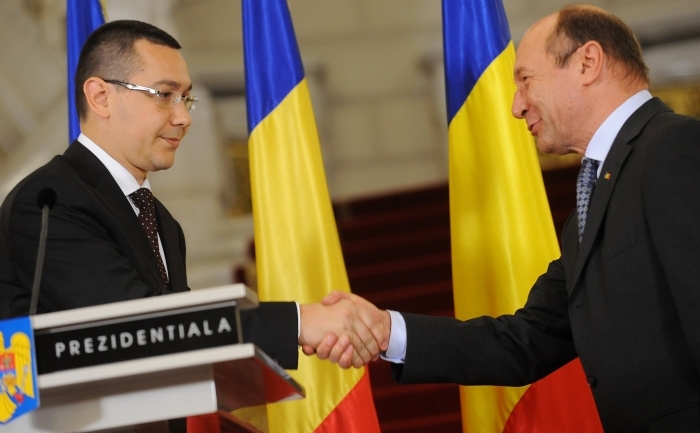 Preşedintele Traian Băsescu şi premierul Victor Ponta. (DANIEL MIHAILESCU / AFP / GettyImages)