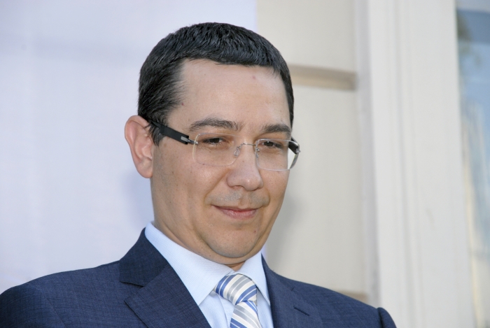 Victor Ponta la receptia de la Ambasada Frantei cu ocazia Zilei Nationale a Frantei (Epoch Times România)