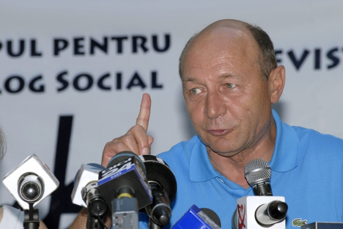 Întâlnire a societăţii civile cu Traian Băsescu la Grupul de Dialog Social (Epoch Times România)