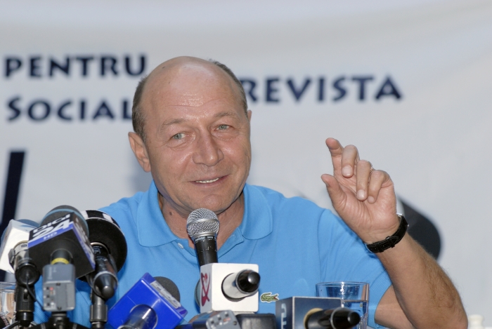 Întâlnire a societăţii civile cu Traian Băsescu la Grupul de Dialog Social (Epoch Times România)