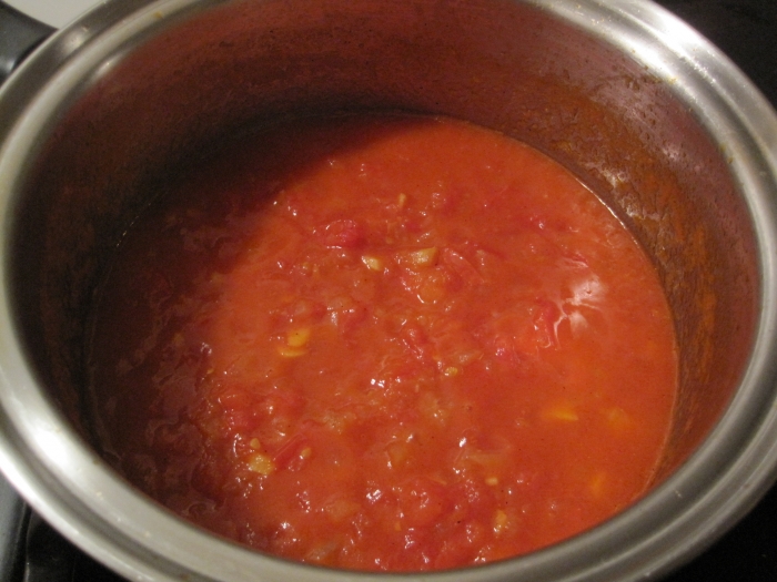 Prepararea sosului de roşii