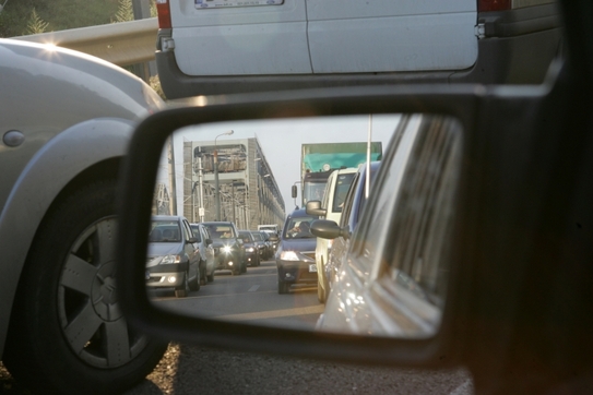 Autostrada Soarelui, ambuteiaj pe pod (Epoch Times România)