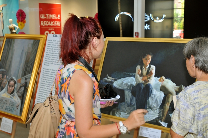 Expoziţia Adevăr-Compasiune-Toleranţă la Craiova