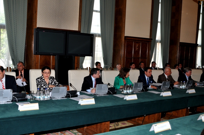 Şedinţă de guvern, miniştrii în guvernul Ponta, Palatul Victoria