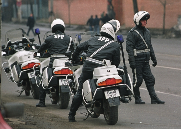 Poliţişti (Epoch Times România)