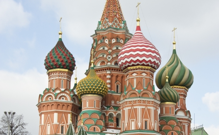 Turnurile bisericii Sf. Basil, Piaţa Roşie, Moscova. (JOHN MACDOUGALL / AFP / Getty Images)