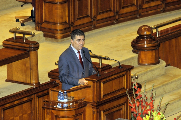 Parlamentul României, camerele reunite, Ioan Ghişe